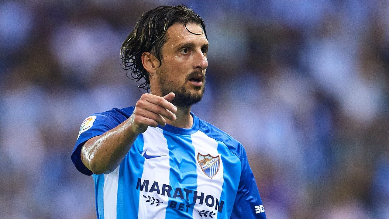 Zdravko Kuzmanovic (32 anos, médio, última equipa: Basileia) - Valor de mercado: 325 mil euros