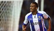 Danilo (Santos-FC Porto) em 2011/12: 13 M€