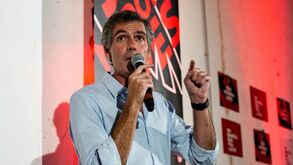 Noronha Lopes requer reunião urgente 