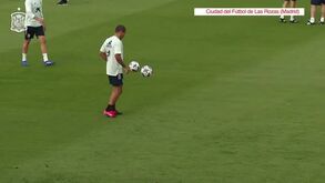 Regressou a seleção espanhola e voltou a magia nos treinos