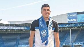 Battaglia está feliz no Alavés