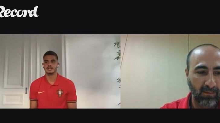 André Silva: «Sinto-me orgulhoso e feliz por ver o FC Porto campeão»