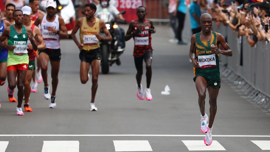 Stephen Mokoka Estabelece Novo Recorde Mundial Dos Quil Metros