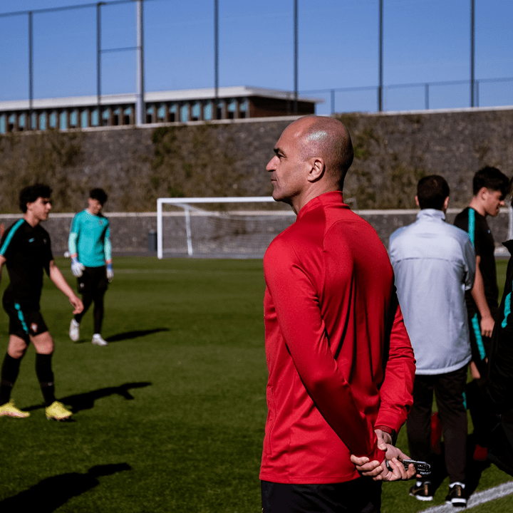 Roberto Martínez acompanha treino da Seleção de sub 17 Fotogalerias