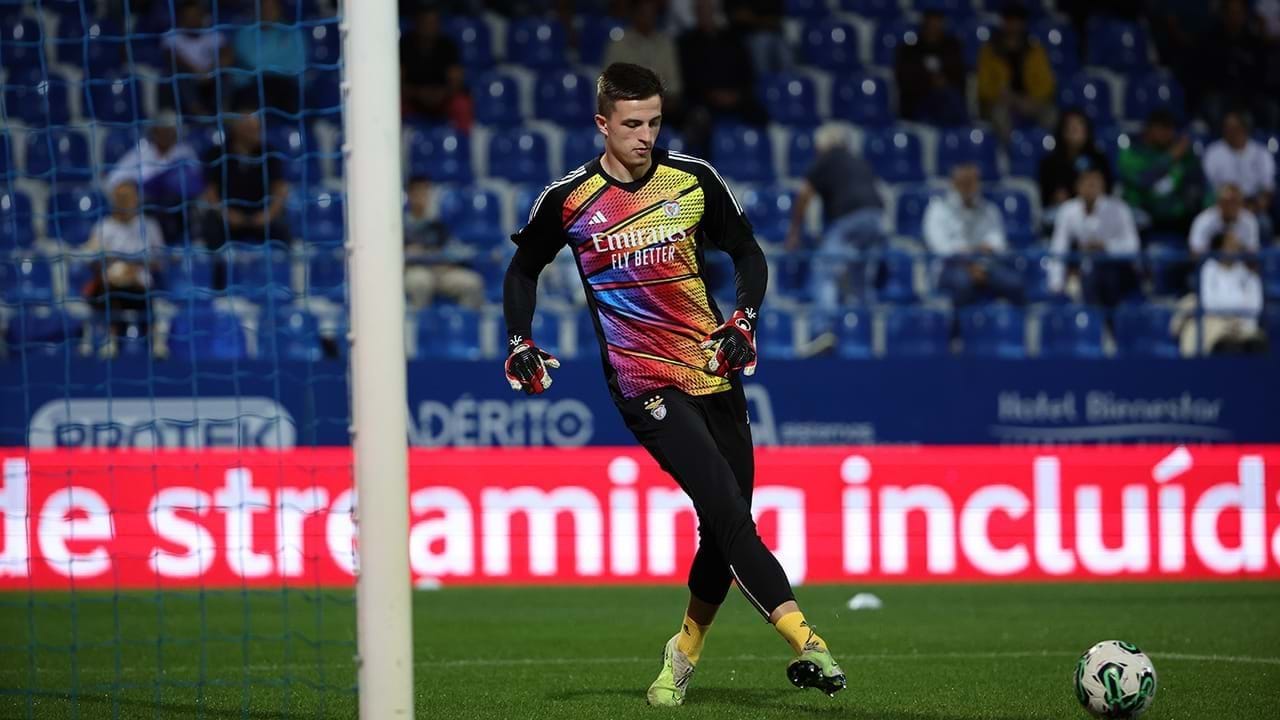 O Onze Do Benfica Para O Jogo O Vizela Trubin Estreia Se A Titular