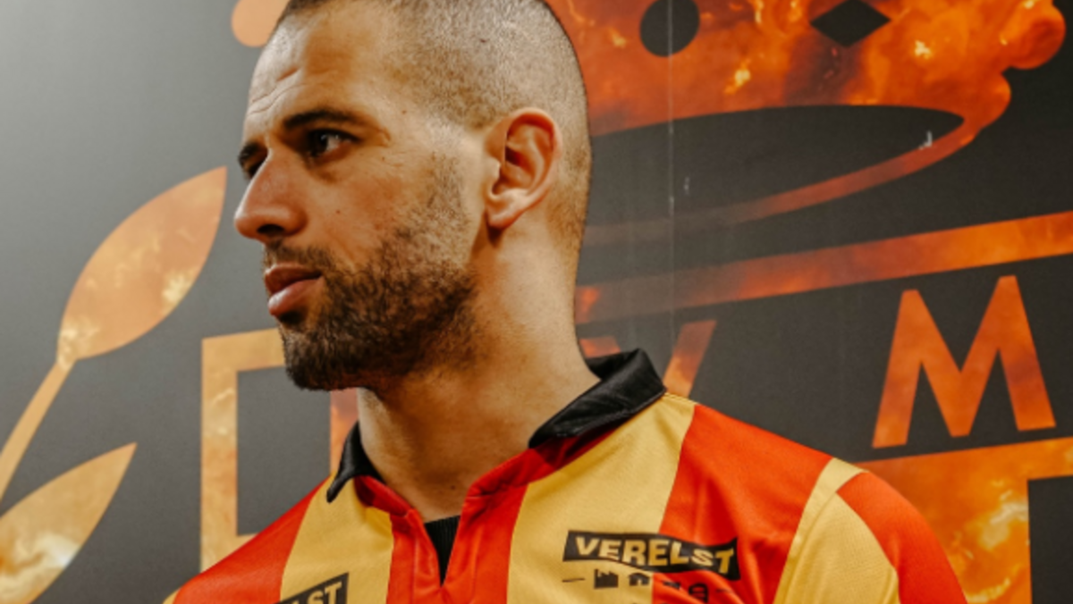 Slimani Apresentado No Mechelen Internacional Jornal Record