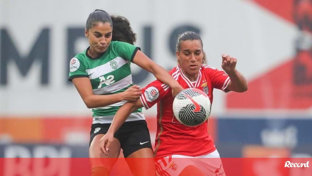 Final da Taça da Liga feminina entre Sporting e Benfica no Restelo e