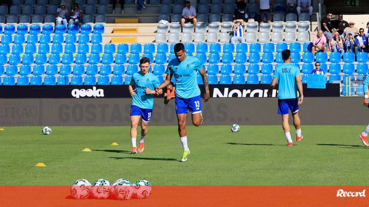 O Onze Do FC Porto Para O Jogo O Casa Pia Liga Betclic Jornal