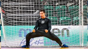 Diogo Rêma defende livre de 7 metros frente às Ilhas Faroé no Mundial sub-21 na Polónia