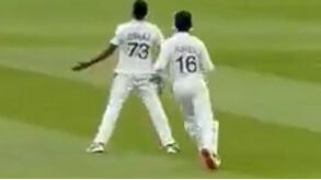 Jogador indiano de críquete celebra à Cristiano Ronaldo após vitória frente a Inglaterra