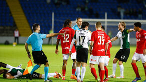 Confusão entre jogadores do Sporting e do Santa Clara na Taça