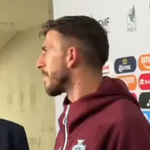 <![CDATA[ Paulinho: «Tive o papel de falar com os meus colegas e de lhes dizer que estão num país seguro» ]]>