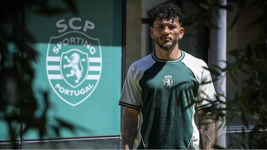 Em entrevista a Record, o avançado do Sporting comentou a 'passagem de testemunho' entre 'cafeteros'