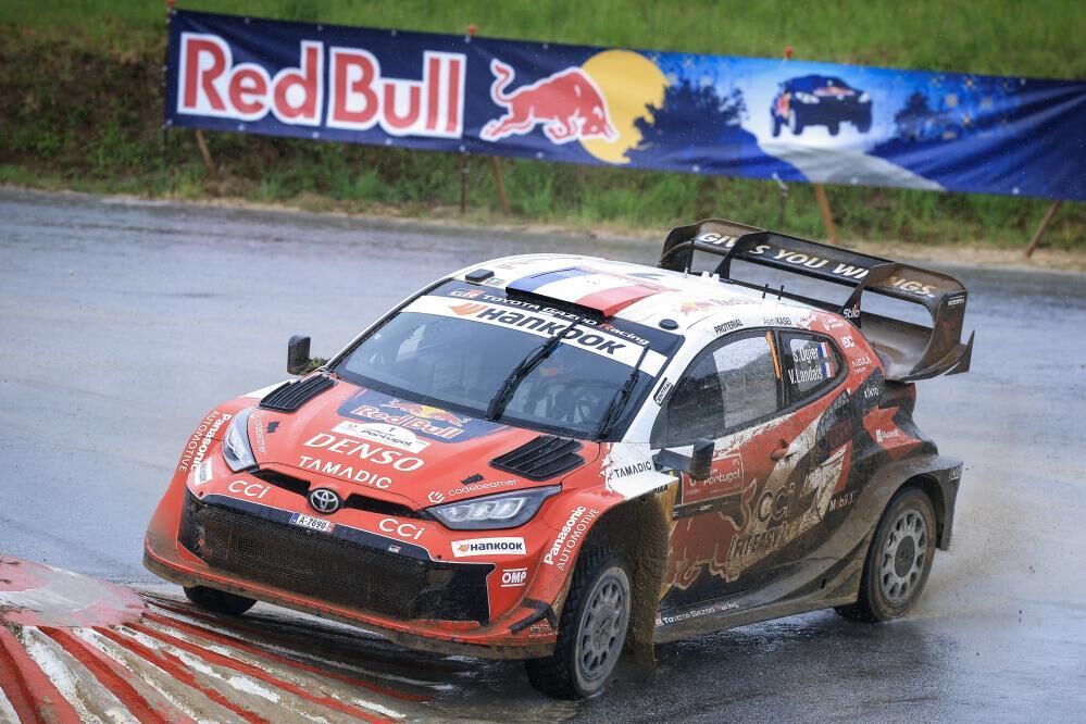 Rally de Portugal: Ogier resists the mud in Paredes and consolidates his lead