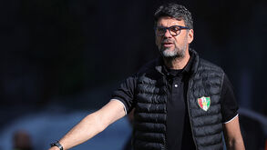 Cristiano Bacci é treinador do E. Amadora