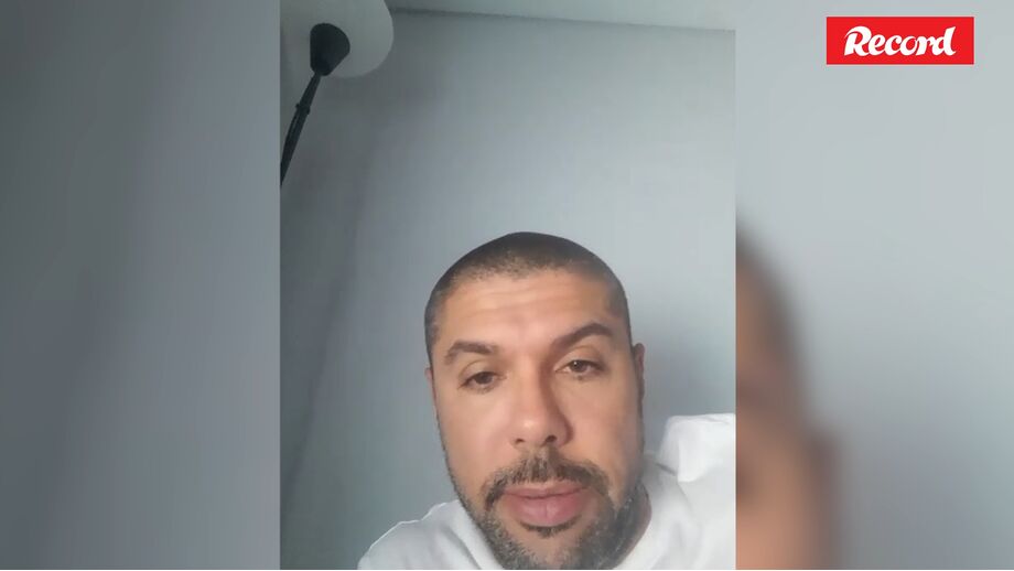 Em entrevista a Record, o ex-técnico da equipa feminina do Benfica critica a postura do coordenador de seccão das águias