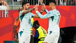 Ruben Neves e Cristiano Ronaldo