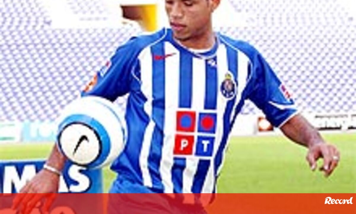 36 toques e golo! - FC Porto - Jornal Record