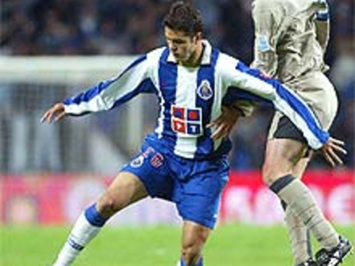 2003/04: FC Porto volta a surpreender