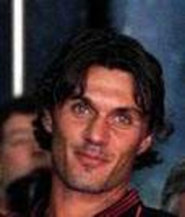 Maldini pode não defrontar Holanda