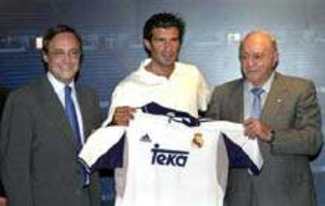 Figo apresentado oficialmente como jogador do Real Madrid