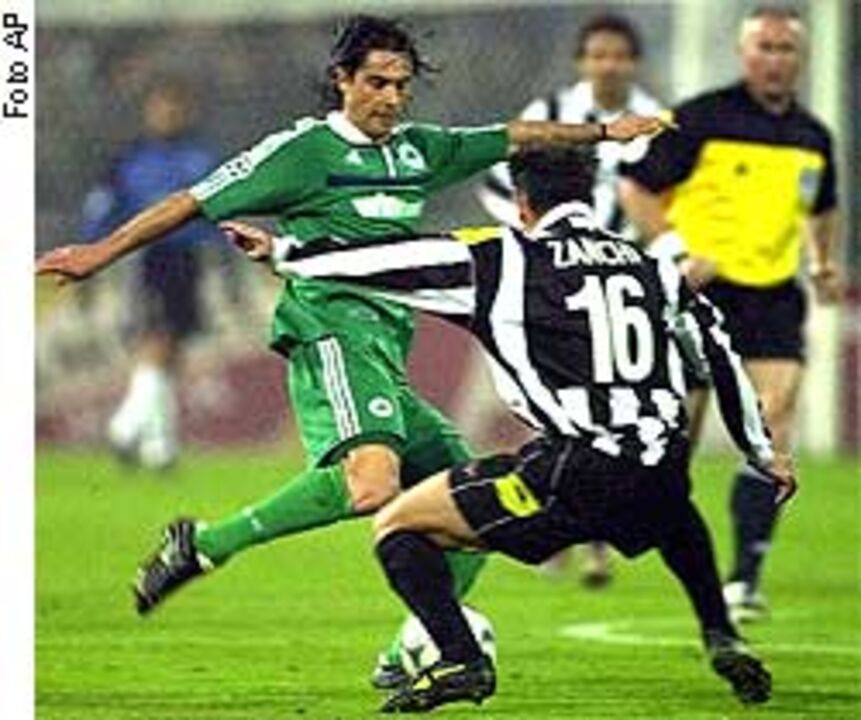 Paulo Sousa marca à Juve