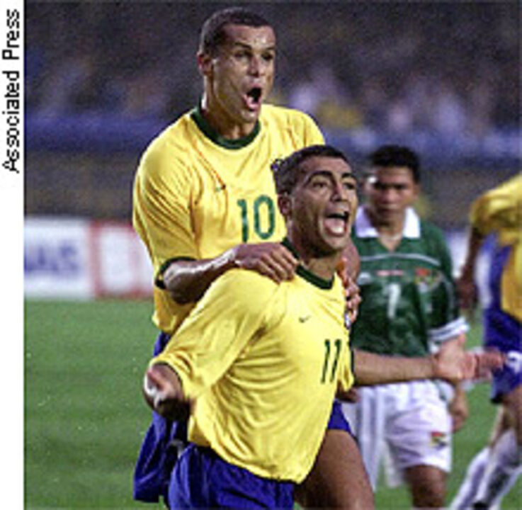 Romário ultrapassa Pelé em golos nos jogos oficiais da «Seleção»