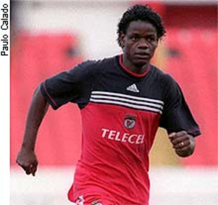 CAN 2002: Quinzinho e Akwá tranquilizam Angola