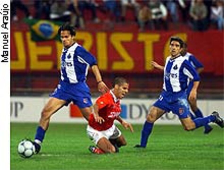 Salgueiros-FC Porto, 0-1: Sofrimento a mais para cumprir a tradição