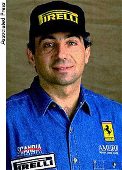 Alboreto morre aos 44 anos