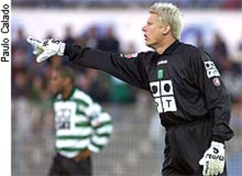 Peter Schmeichel confirma negociações para rescindir