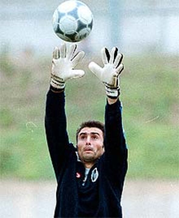 Cândido: «Só se fosse maluco voltava a Guimarães»