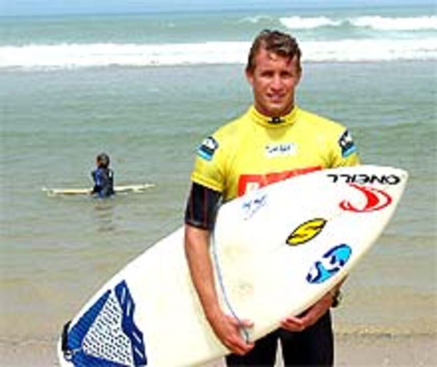 Beach Games 2001: Justin Mujica quer singrar nas ondas europeias