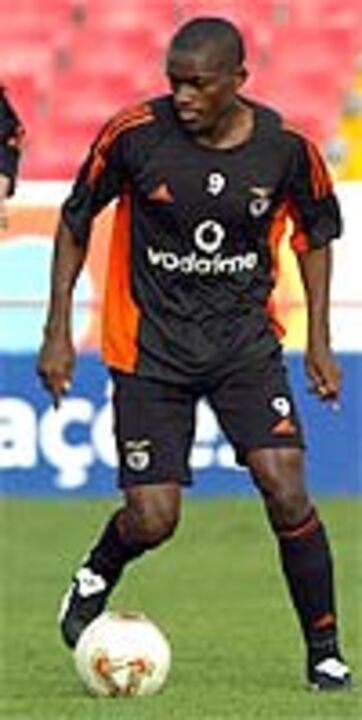 Mantorras a cem por cento