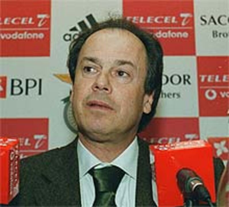 Salgado apela aos sócios para adquirirem bilhetes rapidamente