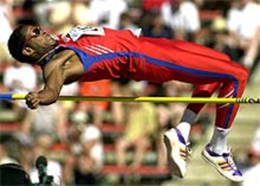 Javier Sotomayor colocou ponto final na carreira