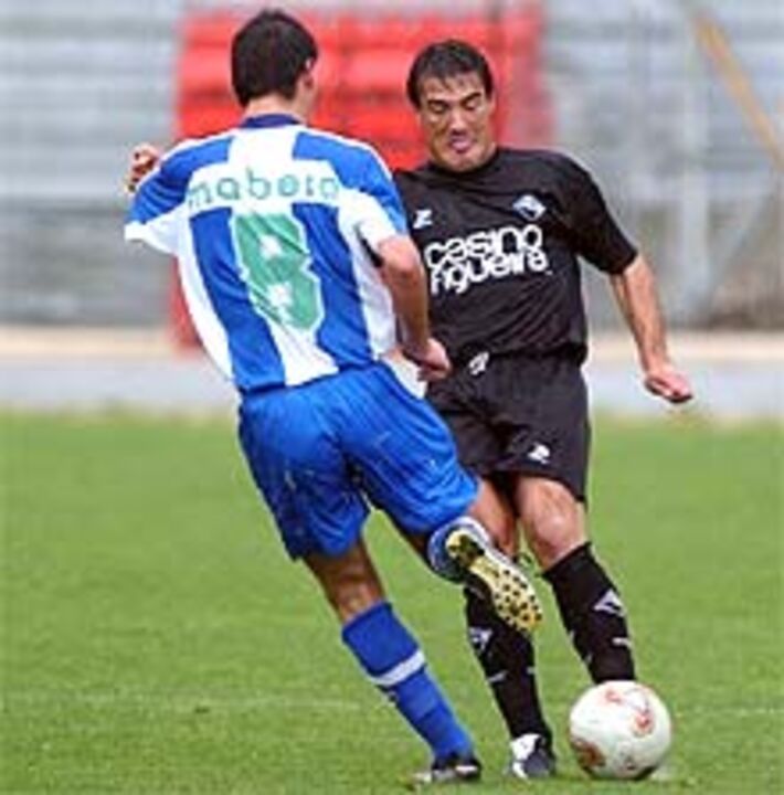 Académica-Infesta, 4-2: Uma rajada de três tiros matou o sonho e a festa