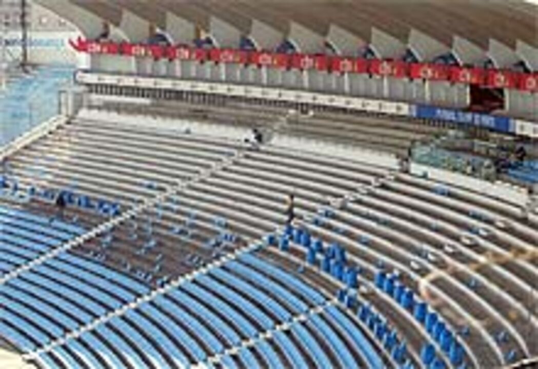 Estádio velho perde cadeiras