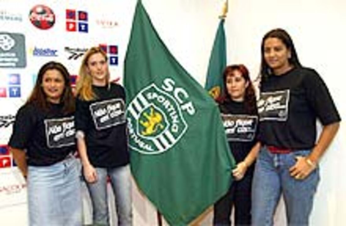 Karen Jardel: «Venham todas apoiar os nossos maridos»