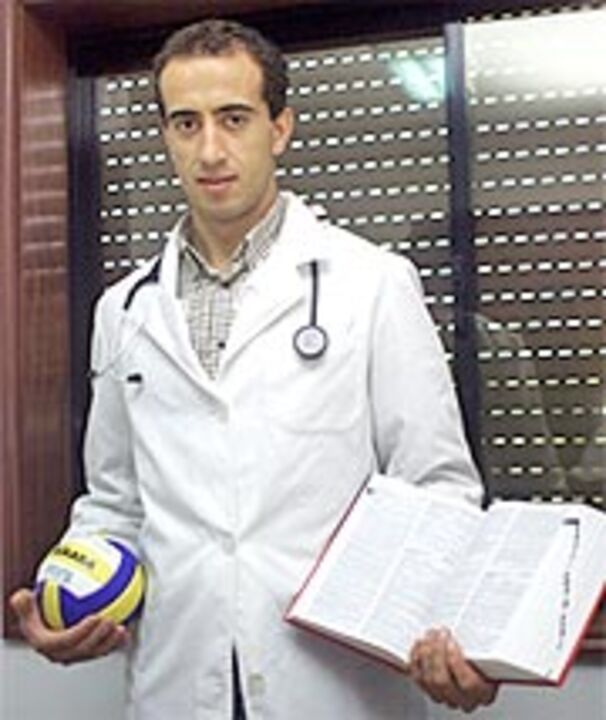 Voleibol: Médico Jorge Alves aprovado