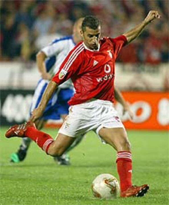 Forte arranque de Simão só batido por Mats Magnusson