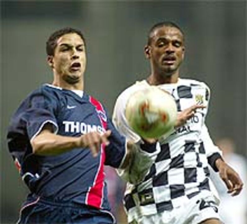 Boavista-Paris SG, 1-0: Letizi ofereceu o jogo num ''penalty'' para rir