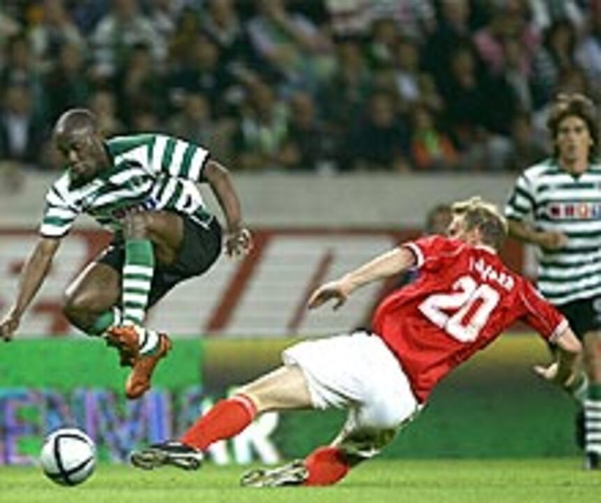 Sporting-AZ Alkmaar, 2-1: Arte de Pinilla para um leão europeu de A a Z