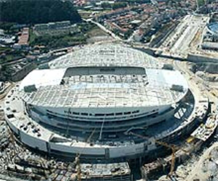 Já há cadeiras azuis no Estádio do Dragão