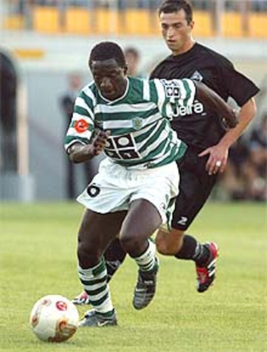 Goleador de serviço anda numa roda-viva