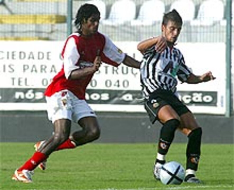 Varzim-Sp.Braga, 2-1: Desabafos de Wender precipitam descalabro