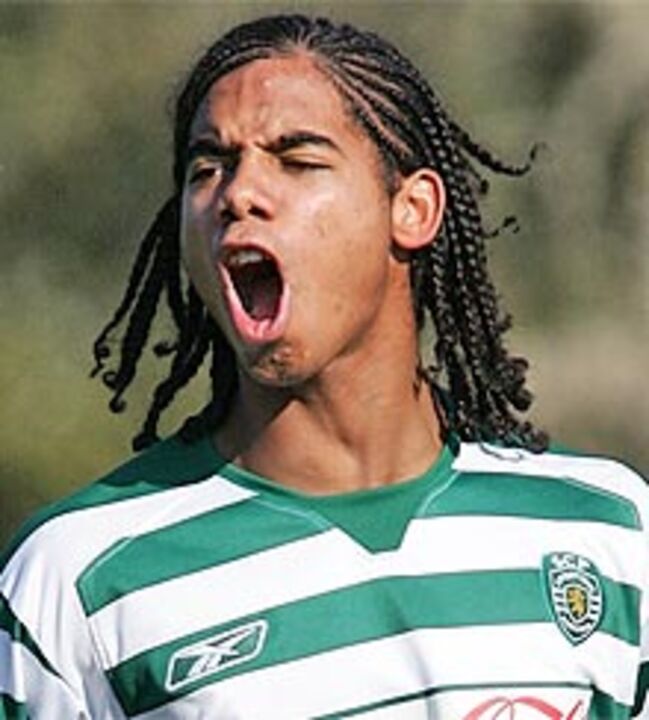 Paim, a sombra de Ronaldinho