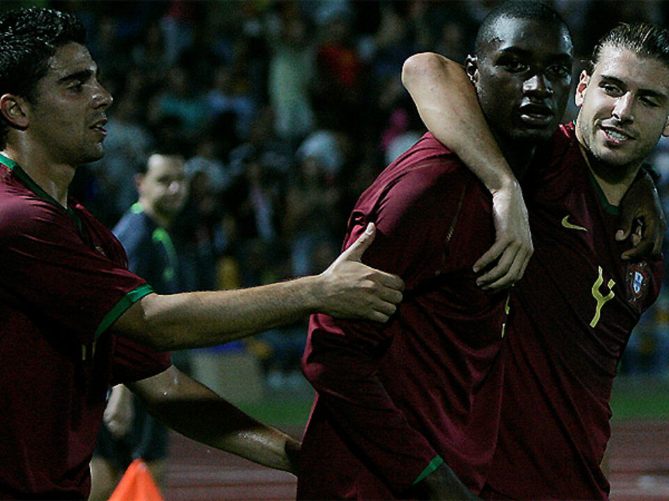 Sub-21: PORTUGAL-MONTENEGRO, 4-0 (Moreira 17'', Coelho 58'', M. Fernandes 66'' e 88'')