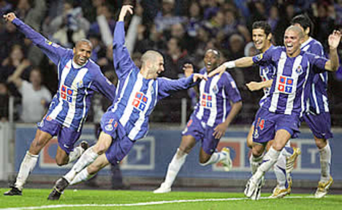 FC PORTO-SPORTING, 1-1 (McCarthy 114''; Liedson 109''), 5-4 g.p.