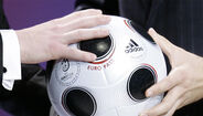 A bola do Euro''2008